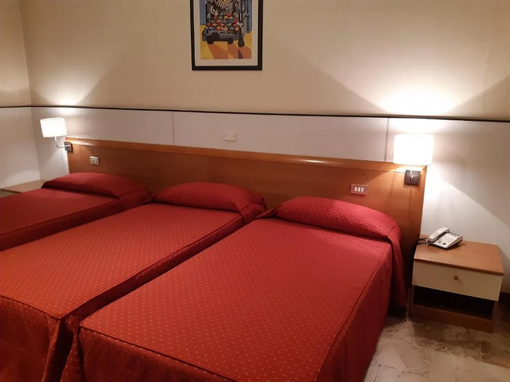 Camera Tripla Standard — Hotel Mayorca
