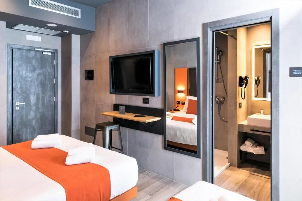 Standard Triple Room — J24 Hotel Milano