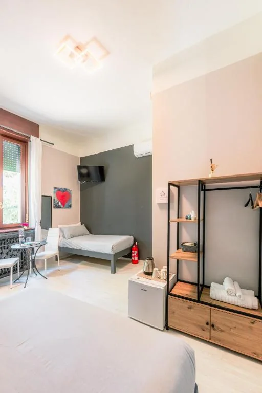 Camera Tripla Superior — Boutique Casa Giulietta Desenzano