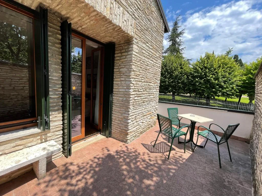 Superior Triple Room with Balcony — Hotel Meridiana
