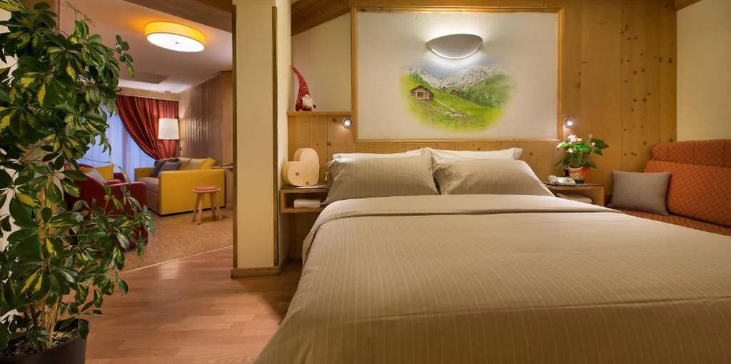 Camera Tripla Superior — Hotel Baita Montana