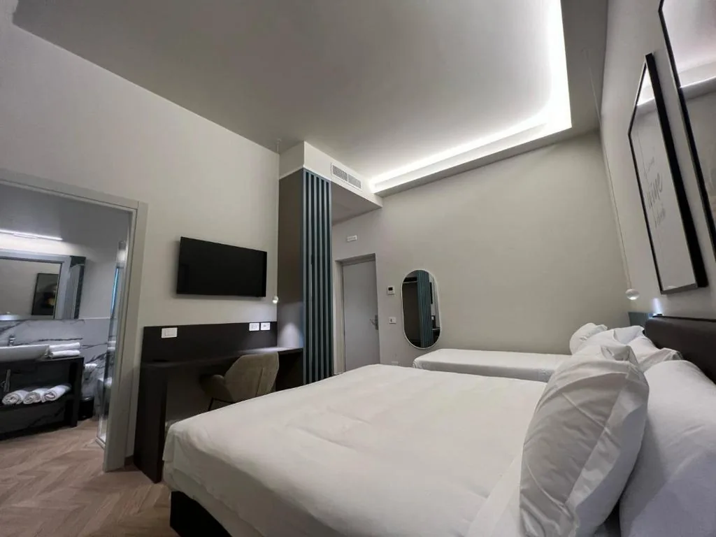 Superior Triple Room — Hotel RossoVino Milano