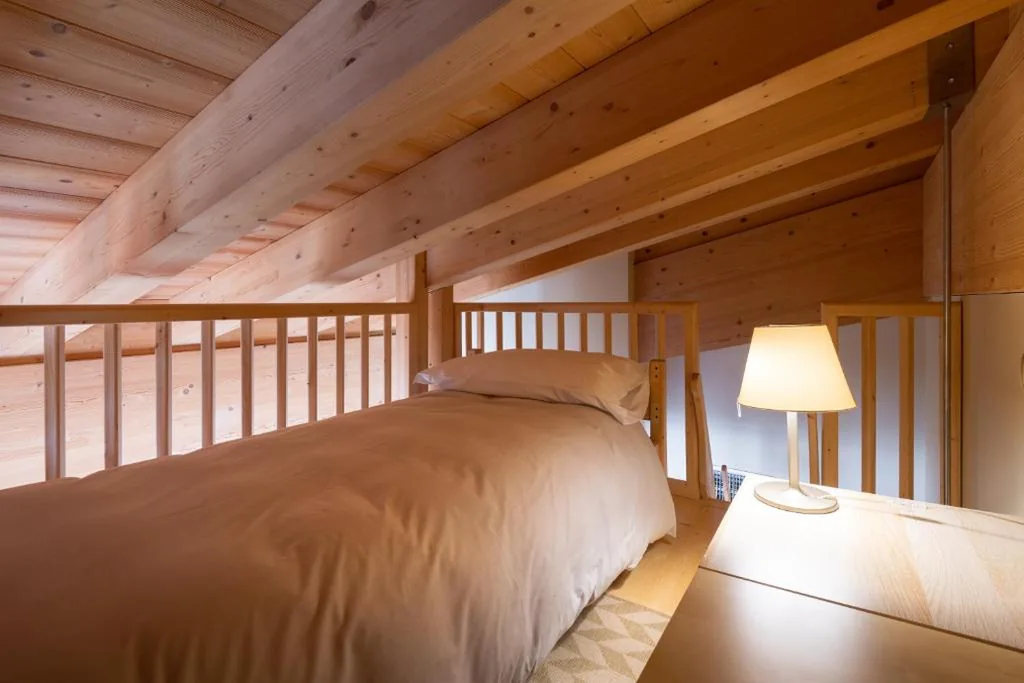 Superior Triple Room - Loft with Balcony and Mountain View — Hotel Garni Pegrà