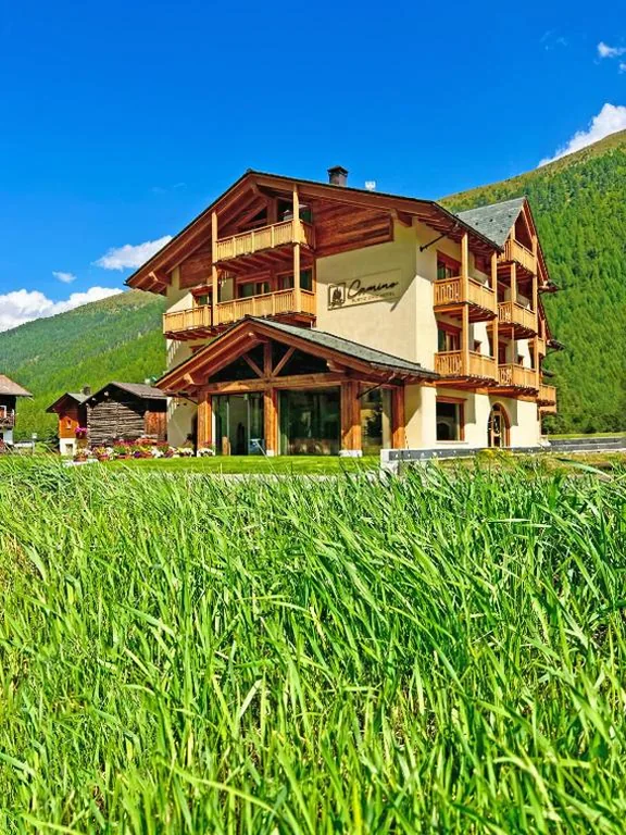 Camino Rustic Chic Hotel