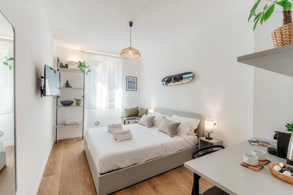 Casa Batèl Suites & Apartments – Ferry, Free Parking, Market & Lake Side — foto 7