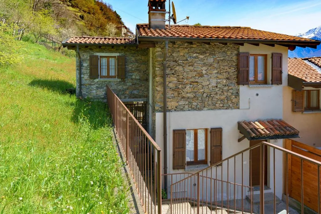 House with 1 Bedroom and Garden View — “Bice&Lucia”