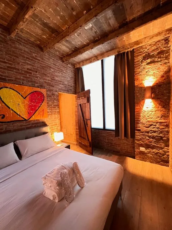 Casa con 1 Camera da Letto — Emme Loft I Orange Moon – Vibrant Modern Luxury Loft Milan