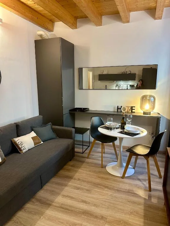 House with 1 Bedroom — In CITY CENTER with PATIO