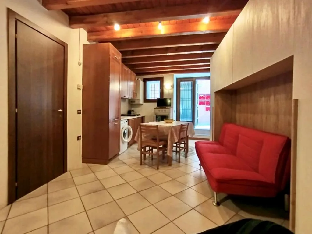 One-Bedroom House — Nido tra castello e lago