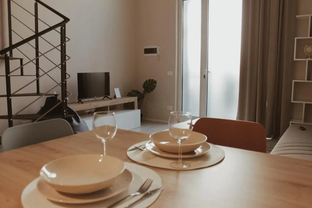 One-Bedroom House — YR Apartments Bocconi- Modern Loft, 3 Min Walk to Duomo Tram