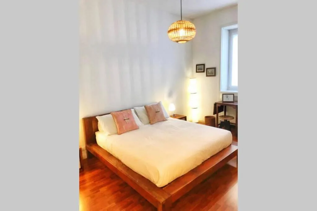 Casa con 2 Camere da Letto — DIETRO L’ ANGOLO Charme&Relax nel centro città