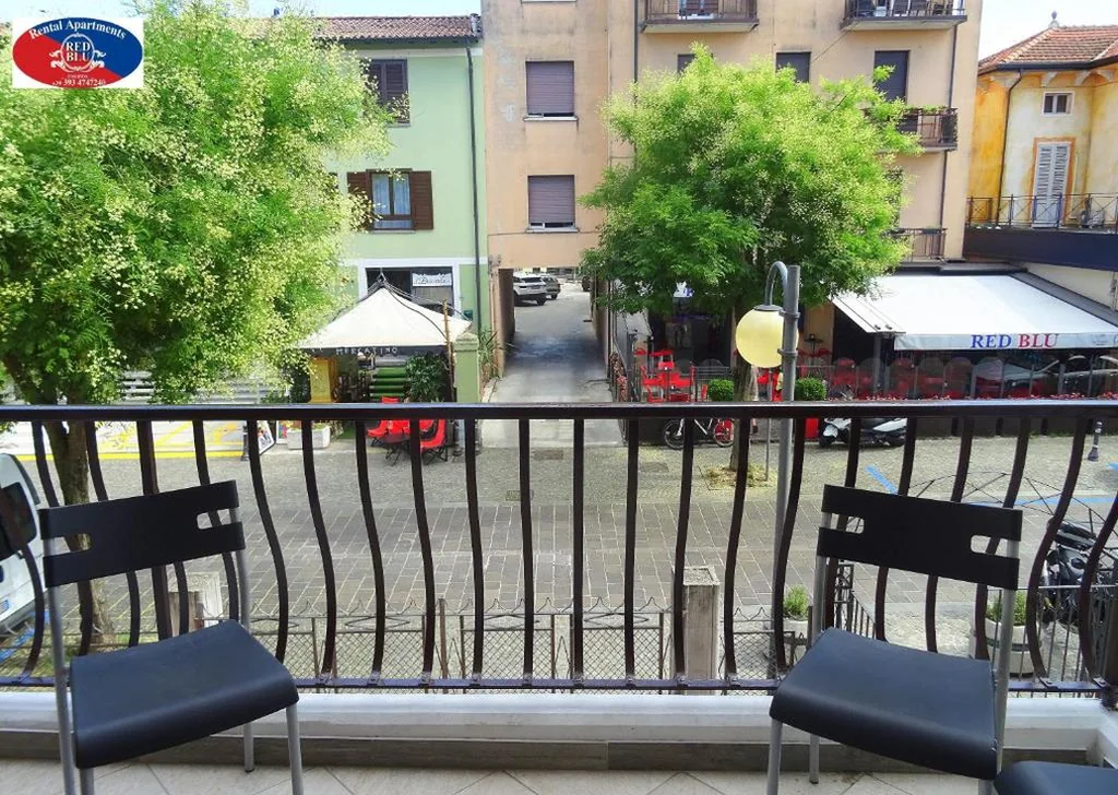 Two-Bedroom House — Red & Blu Apartments