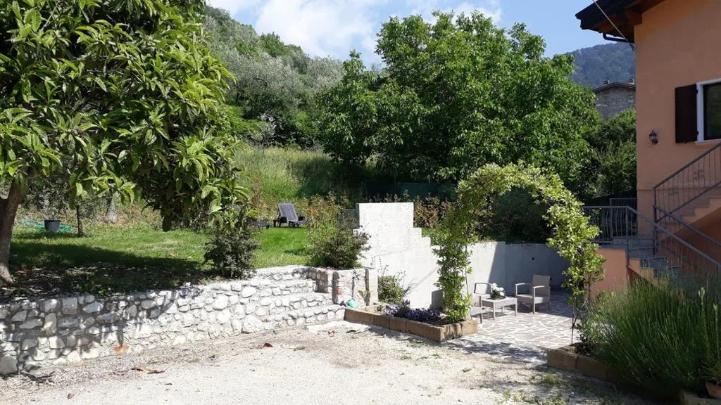 Casa Gina Garden and view by Gardadomusmea — foto 5