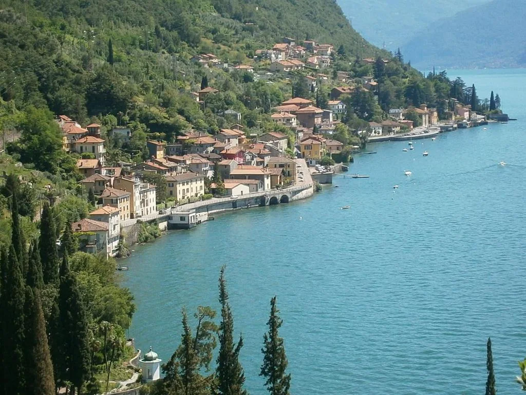 CASA IN RIVA AL LAGO — foto 8