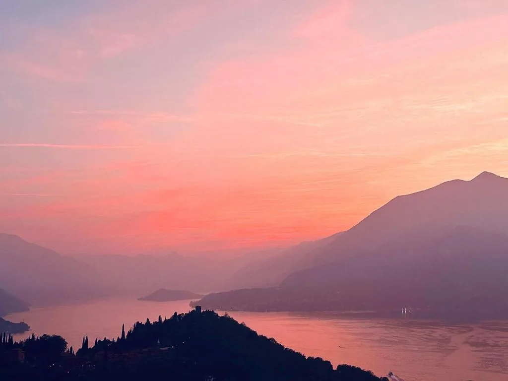 Holiday Home — Le Palm House has two bedrooms with the breathtaking view over lake Como