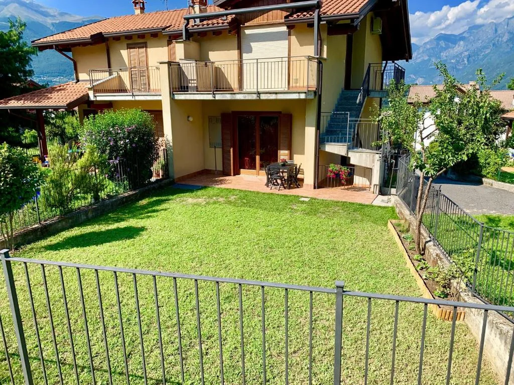 Holiday Home — Strawberry House