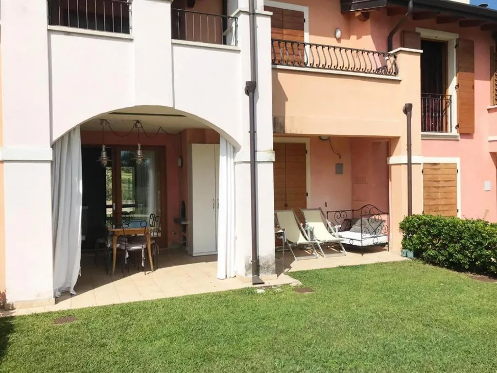 Casa Vacanze — The Artist – Apartments with Private Garden in Residence with Pool