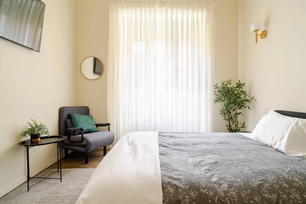 Center Rooms