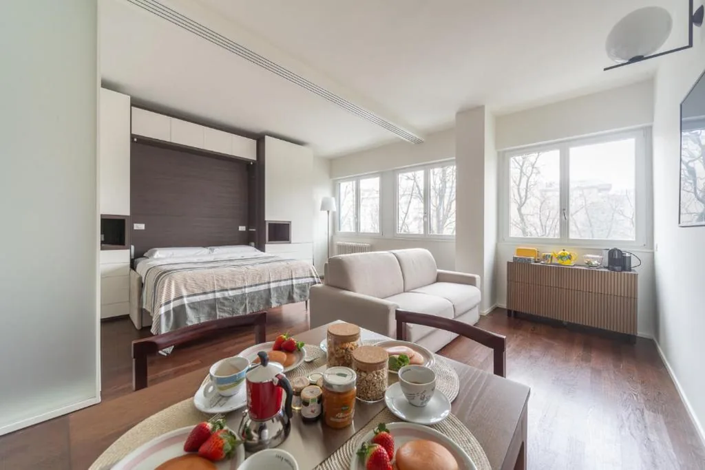 Charming & Bright Apartment near Milan’s Fashion District