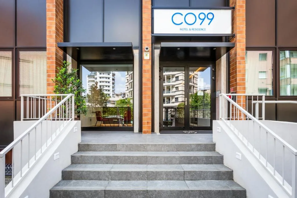 CO99 Art Building Residence