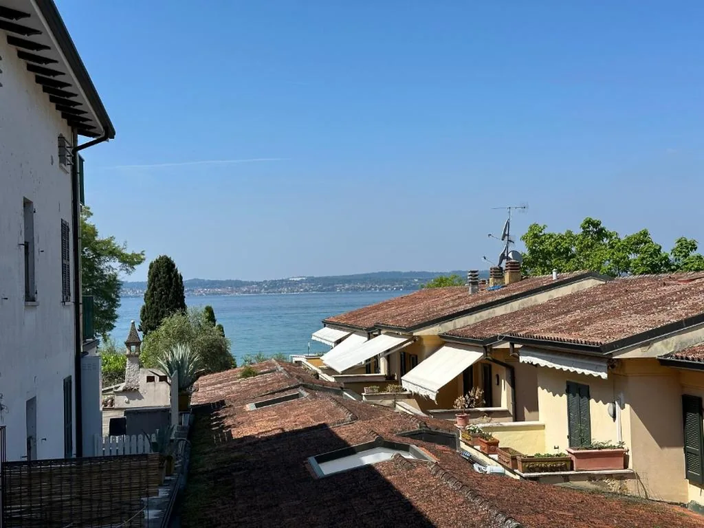 Comfort Triple Room with Terrace and Partial Lake View — Hotel Luna