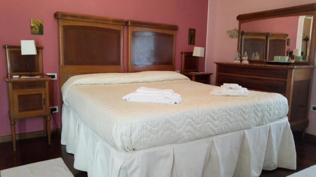 Corte Posta B&B – parcheggio e bagno in camera – ideale per Coppie, Soggiorni di lavoro, Viaggiatori interessati a arte e cultura — foto 3