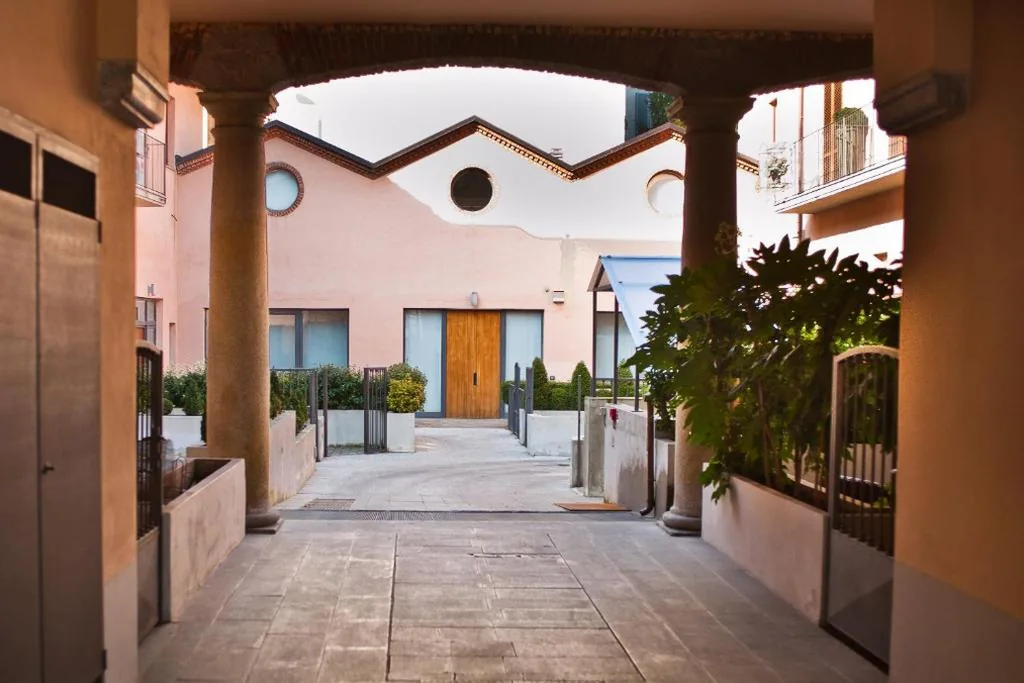 Easy Milano – Rooms and Apartments Navigli