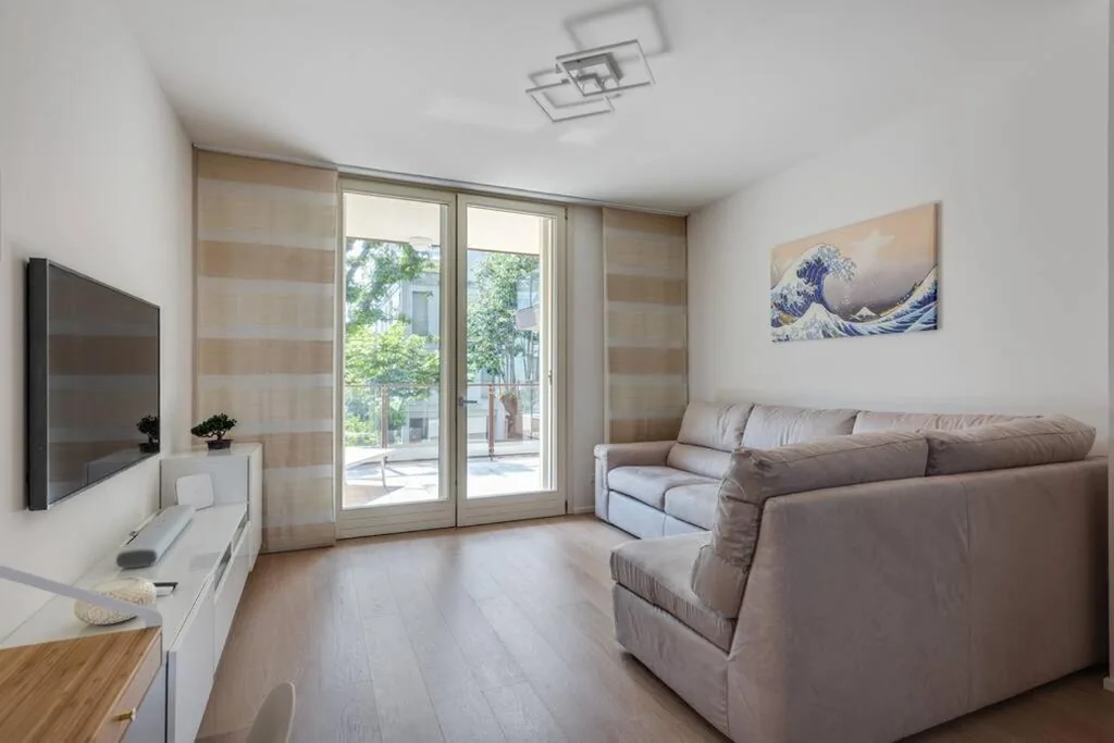Easylife – Milano – Albani 20 – City Life