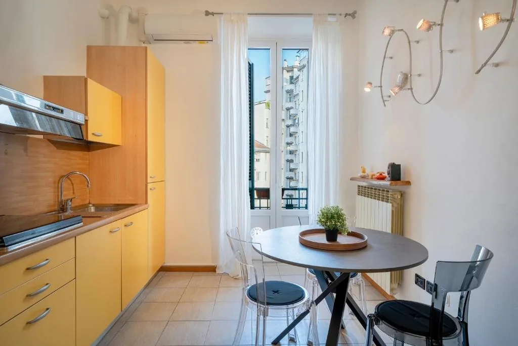 Easylife – Milano – Crema 15 – Porta Romana — foto 4