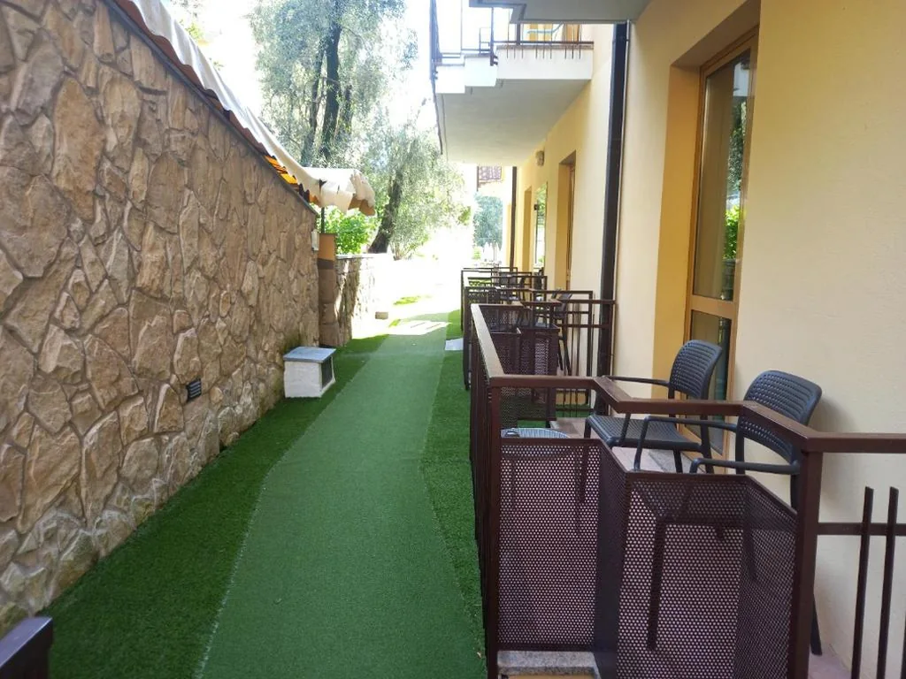 Economy Twin Room with Terrace — Hotel Florida