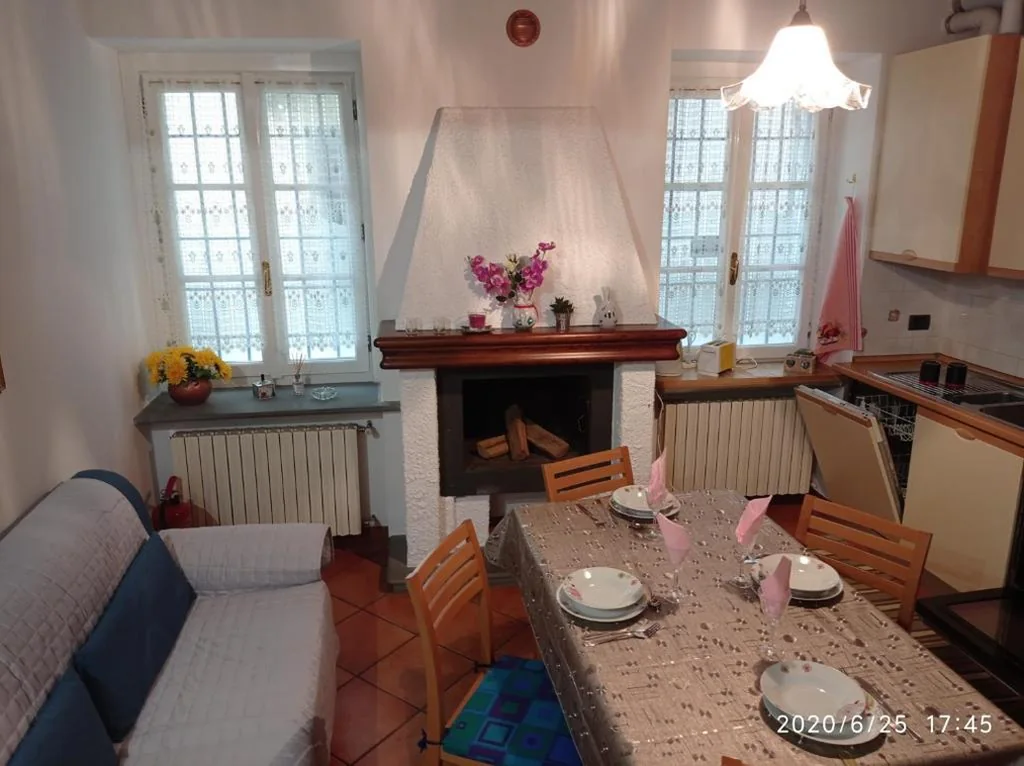 Emy & Lu Casa Vacanze appartamento storico Città Alta — foto 8