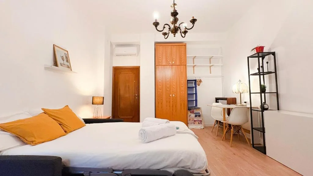 Exclusive & Cosy 3-Bedroom apartment by San Siro Stadium & Metro