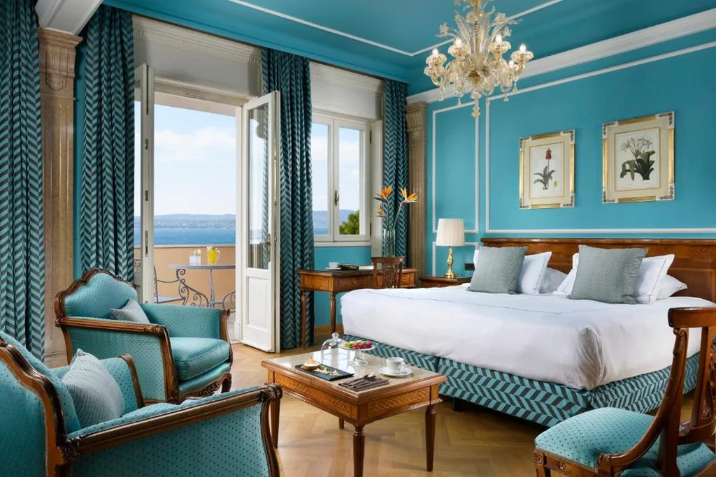 Exclusive Lake View with Terrace — Villa Cortine Palace Relais Chateaux