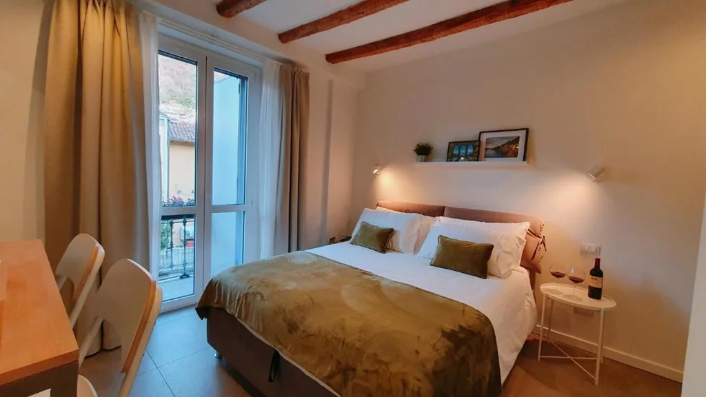 FOSCOLO 9 ROOM – BREAKFAST