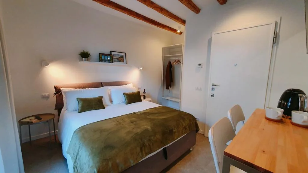 FOSCOLO 9 ROOM – BREAKFAST — foto 6