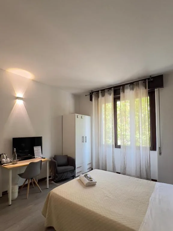 Guest House Brianza Room — foto 6