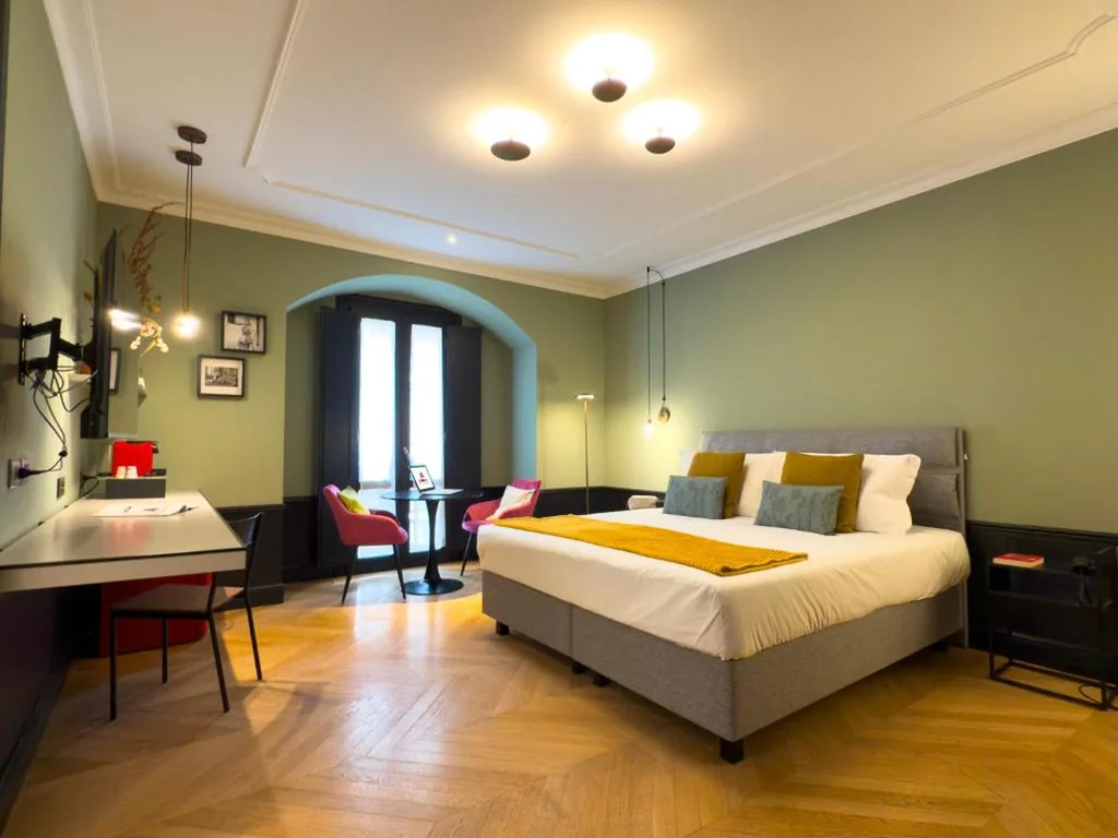 GuestHost – Brera Exclusive and Central Suites
