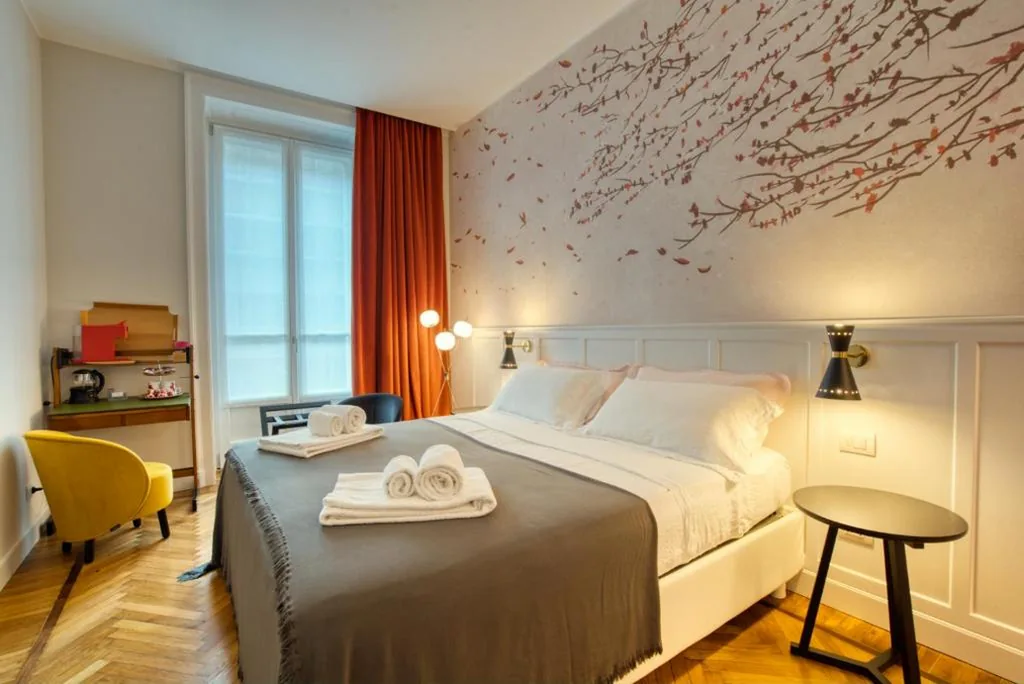 GuestHost – Dimora Claudia Luxury Rooms