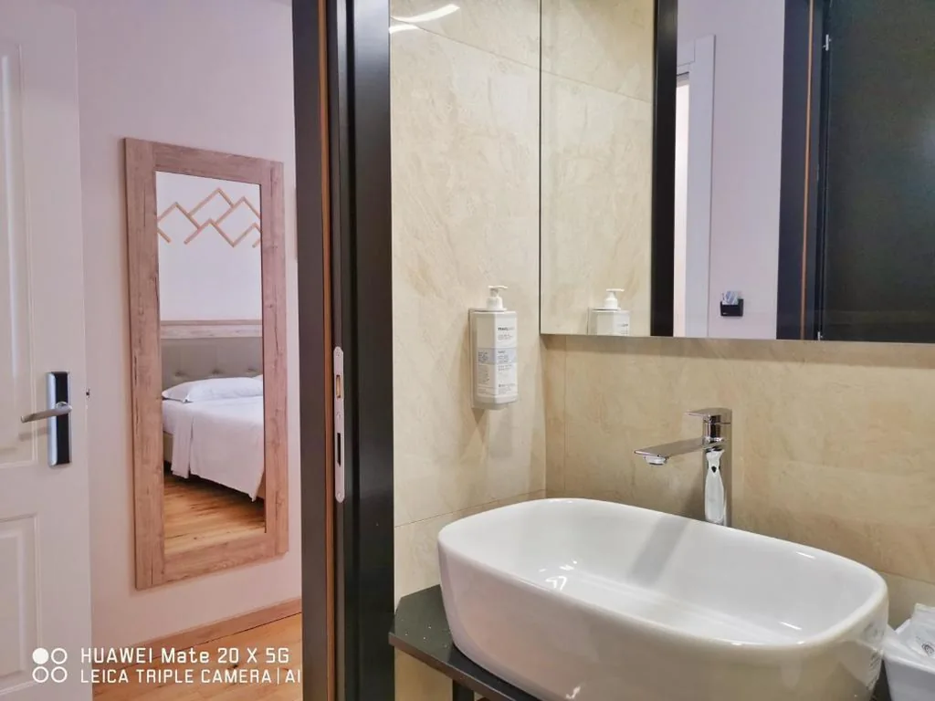 Guesthouse Central Station Group – Via Ponte Seveso 18 — foto 3