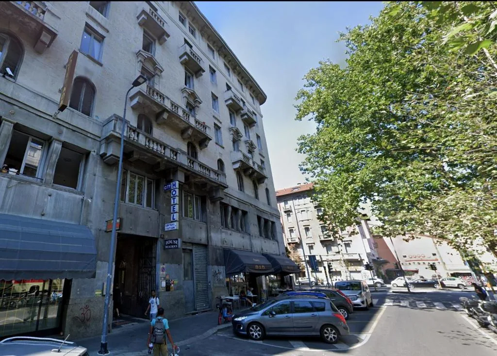 Guesthouse Central Station Group – Via Sammartini 15 — foto 6