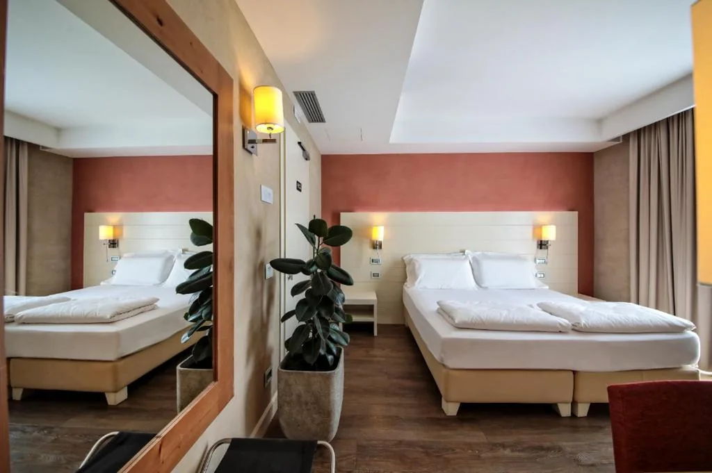 H2O ROOMS