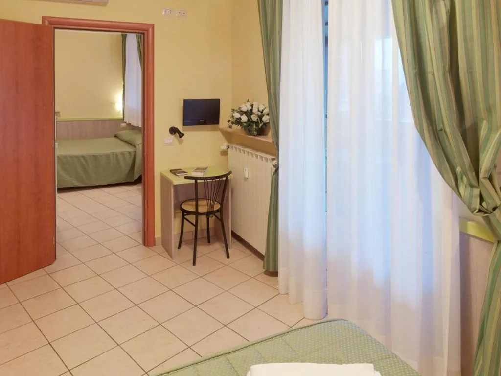 Hotel Arco Romana — foto 7