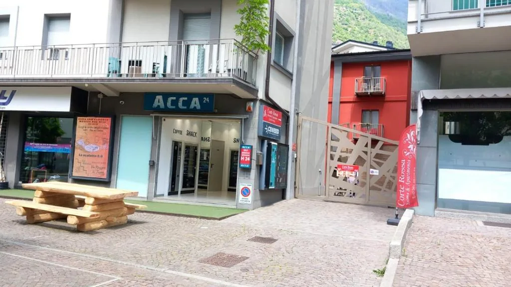 Hotel Bed & Rooms , Corte Rossa -1 Min Walk To Bernina Express — foto 6