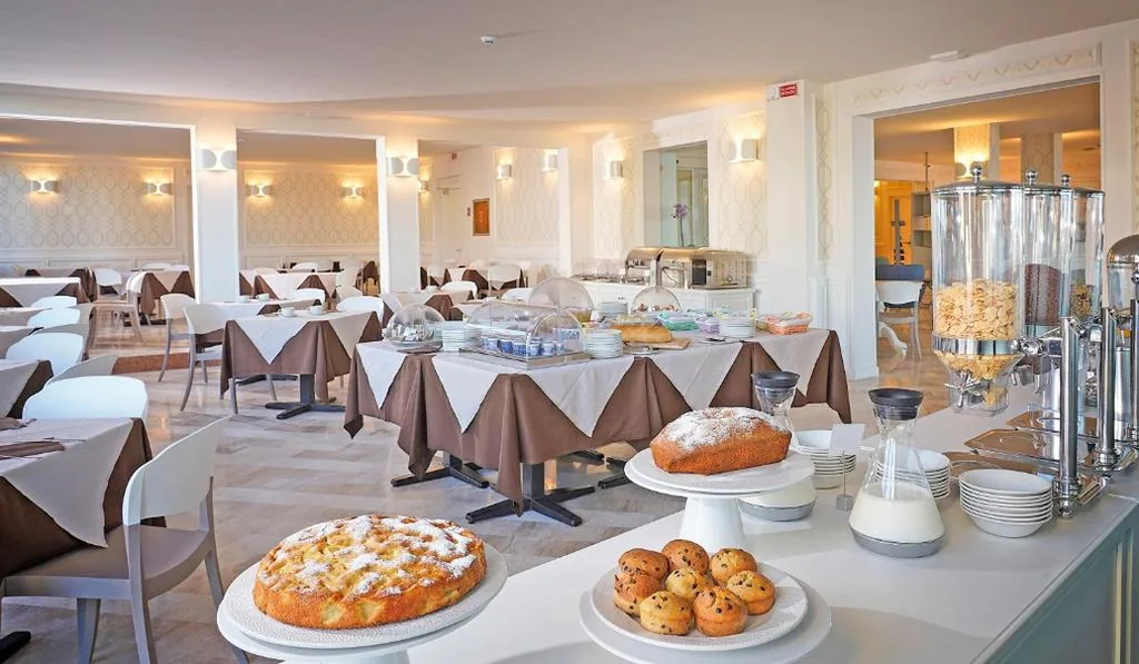 Hotel Du Lac Gardone Riviera — foto 4