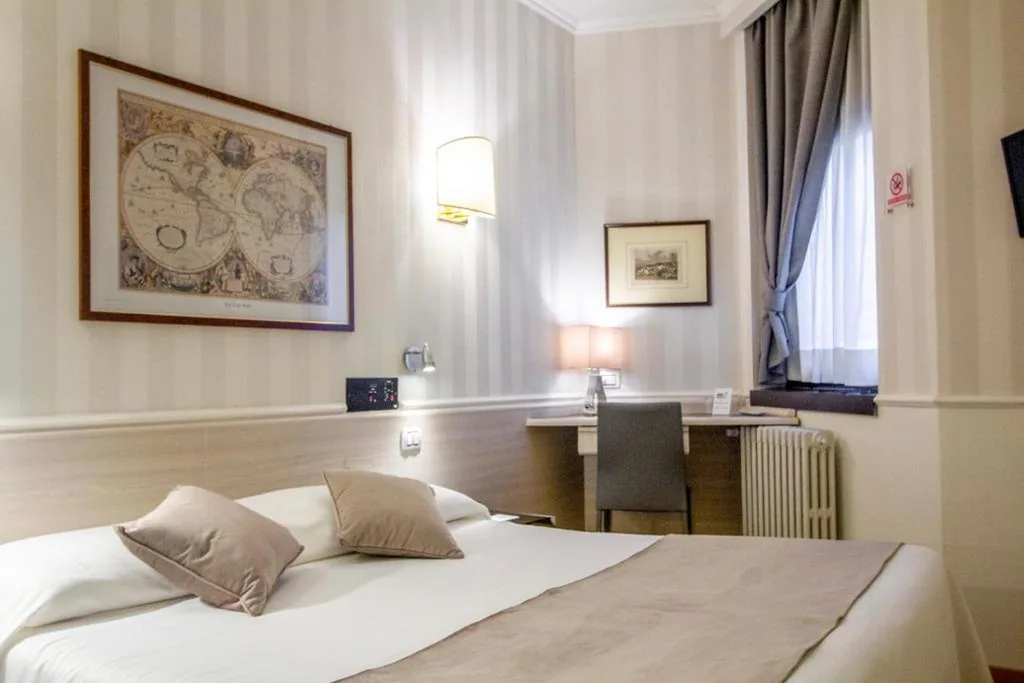 Hotel Flora