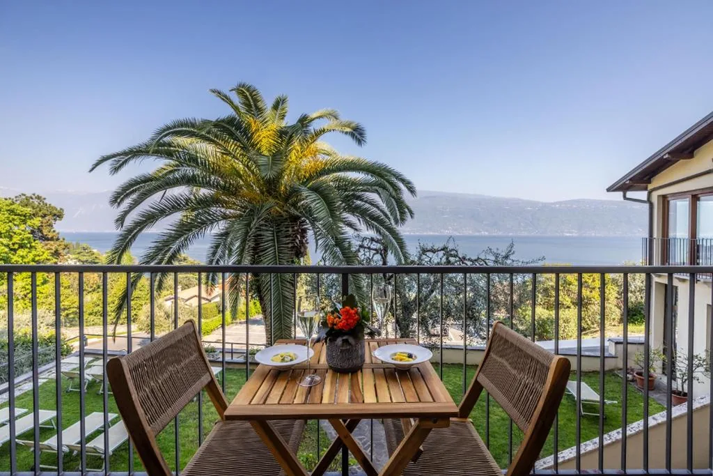 Hotel Meandro – Lake View