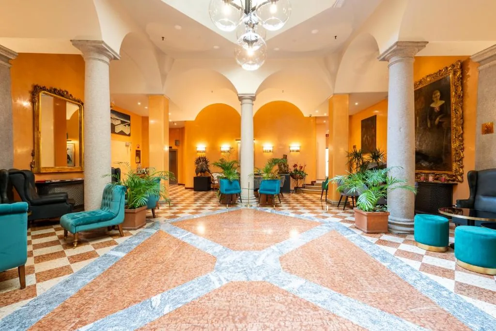 Hotel Regina