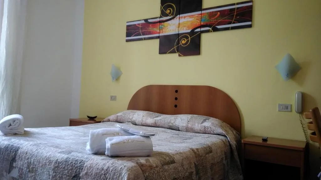 Hotel Tirreno