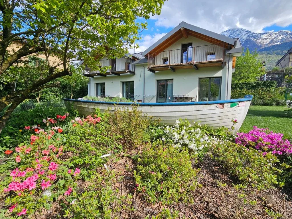 I LAGHEE casette BREVA e TIVANO Lakeside Garden Bike&Boat&Scooter Lake Como