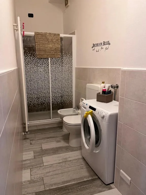 Il Cortile Como Single & Double Room in apartment NO HOTEL — foto 3